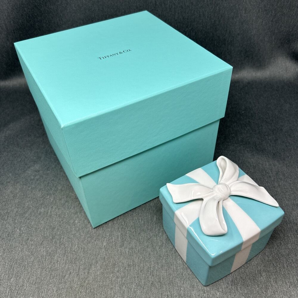 VTG Tiffany & Co Blue Porcelain Gift Box Bow Trinket Jewelry Box Large 4" JAPAN